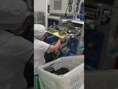 見る: ボトル用フラット UV 硬化コンベヤー システム 30mm 放射距離ショーケース